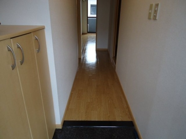 ハピネス・Ⅰの玄関