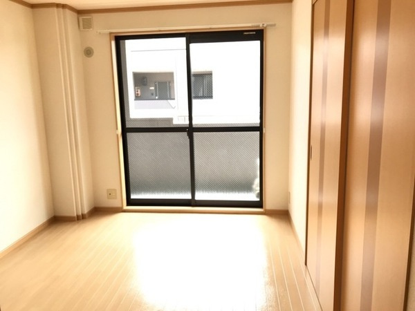 ハピネス・Ⅰの洋室