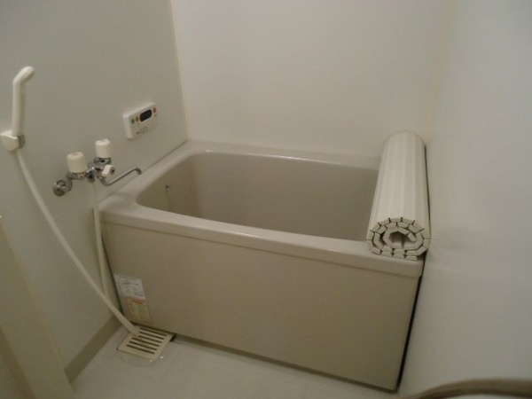 ハピネス・Ⅰの浴室