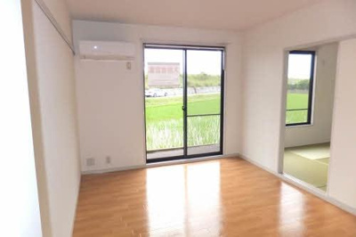 【洋室】 | ウインズ９６