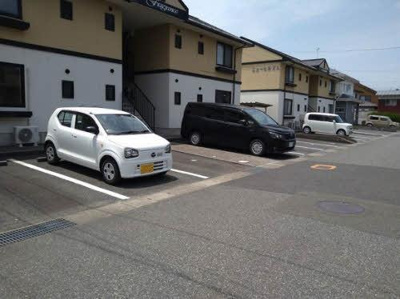 【駐車場】 | ニューヒルズB棟