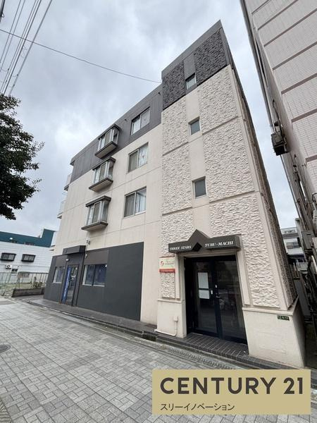 スリースター鶴町