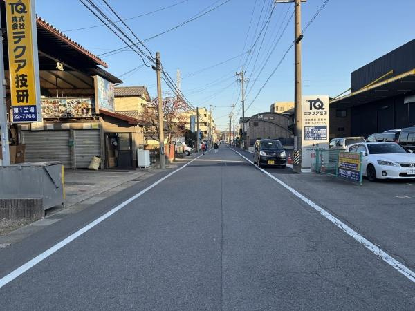 岡崎市大樹寺3丁目・中古戸建の前面道路含む現地写真|前面道路です。