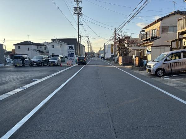 岡崎市大樹寺3丁目・中古戸建の前面道路含む現地写真|前面道路です。