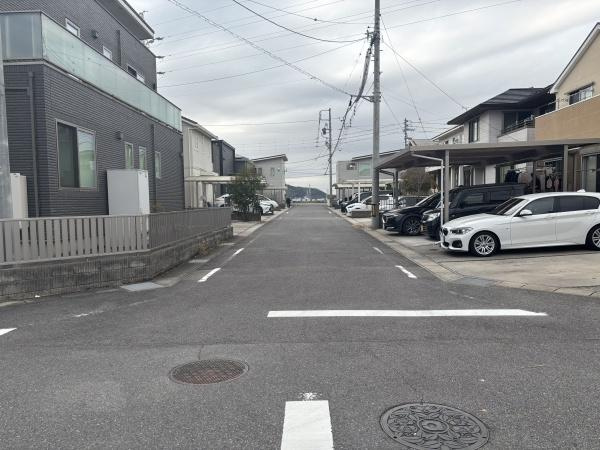 幸田町相見字四十五間・中古戸建の前面道路含む現地写真|前面道路です。