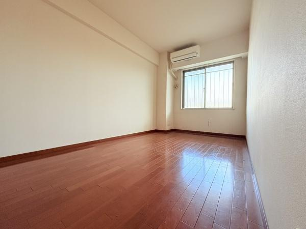 グランシティ上永谷の居間・リビング