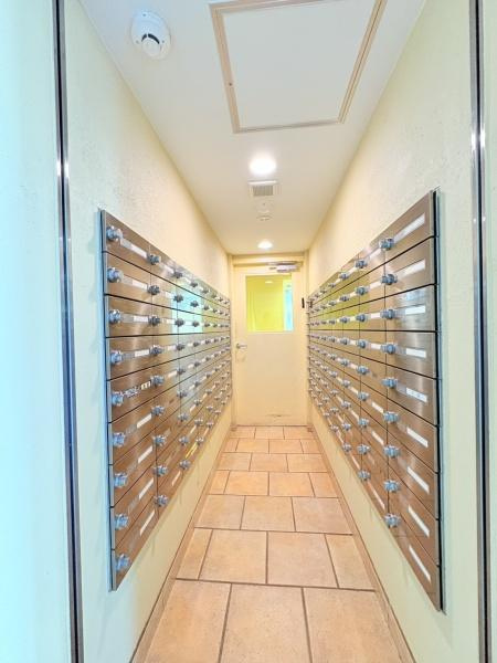 グランシティ上永谷のエントランス