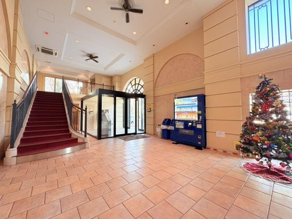 グランシティ上永谷のエントランス