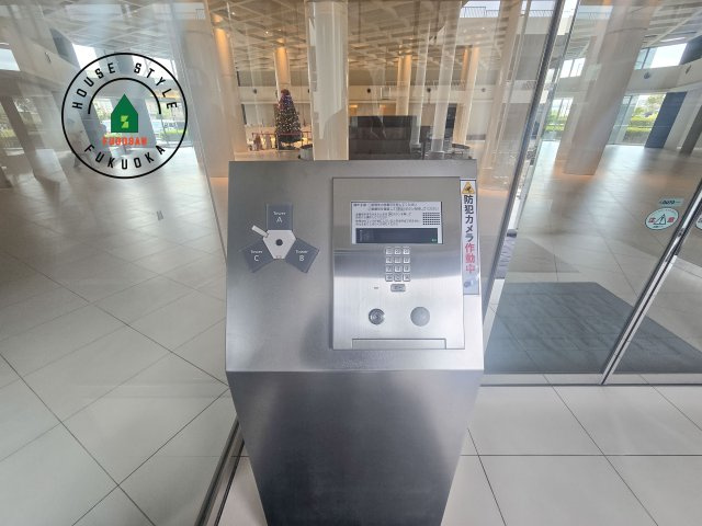 アイランドタワースカイクラブC棟　5階のロビー|広々としたロビー空間で、ゆとりある共有スペースです。