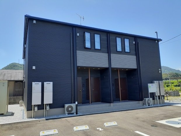 ニュー　グリーン　ハウスの外観