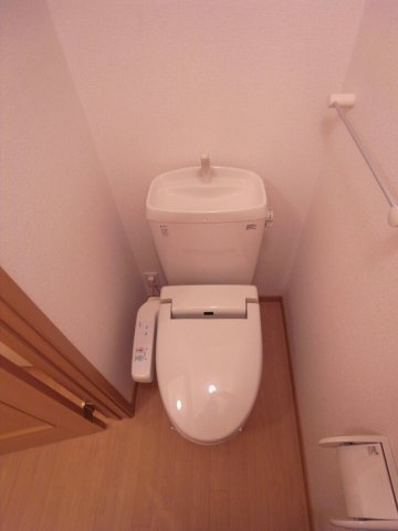 ムーンヴェルジュＤのトイレ