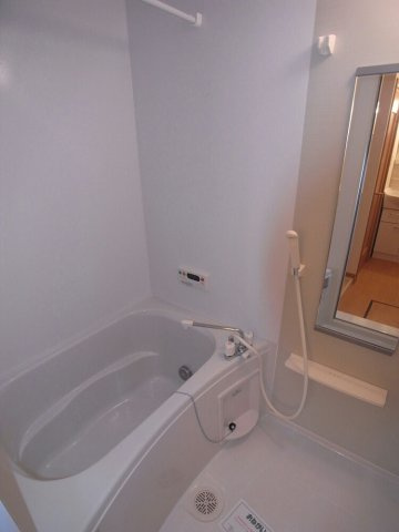 ムーンヴェルジュＤの浴室