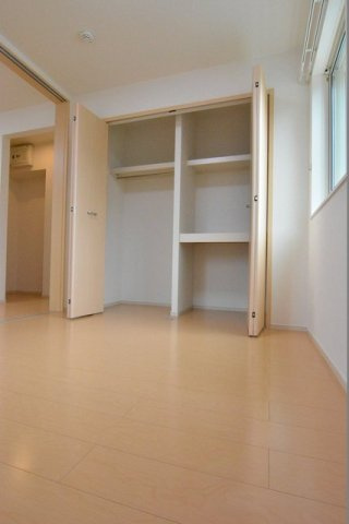 ＶＥＮＥＺＩＡ　ＲＯＳＡの収納