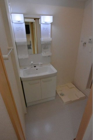 ＶＥＮＥＺＩＡ　ＲＯＳＡの洗面所