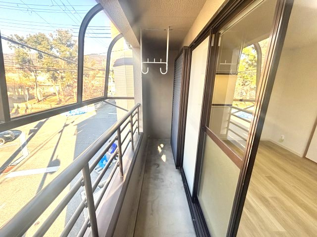 大石北町貸家のバルコニー