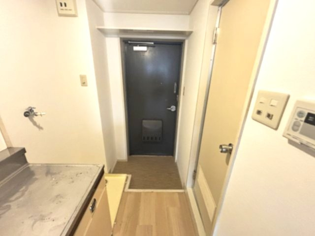 ル・パレ本山中の玄関