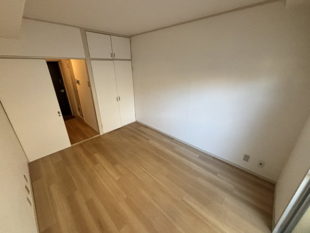 ル・パレ本山中の居間・リビング