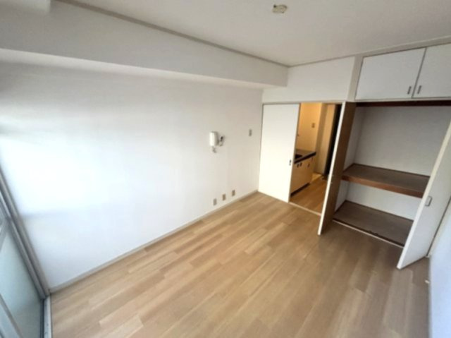 ル・パレ本山中の寝室