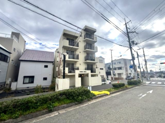 メゾン六甲の外観