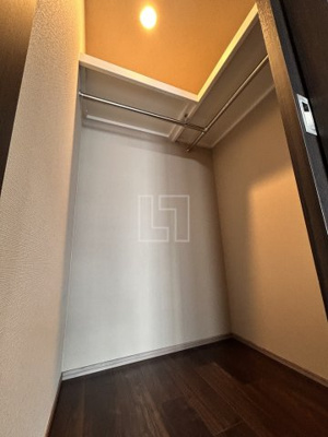 【収納】 | コンフォリア北浜 | コンフォリア北浜　ウォークインクローゼット