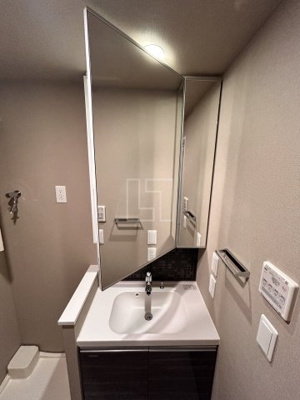 【独立洗面台】 | コンフォリア北浜 | コンフォリア北浜　独立洗面化粧台