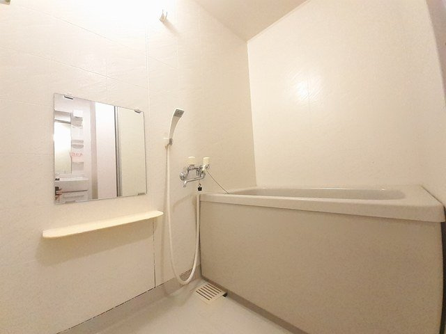 エスポワールドミールＡの浴室