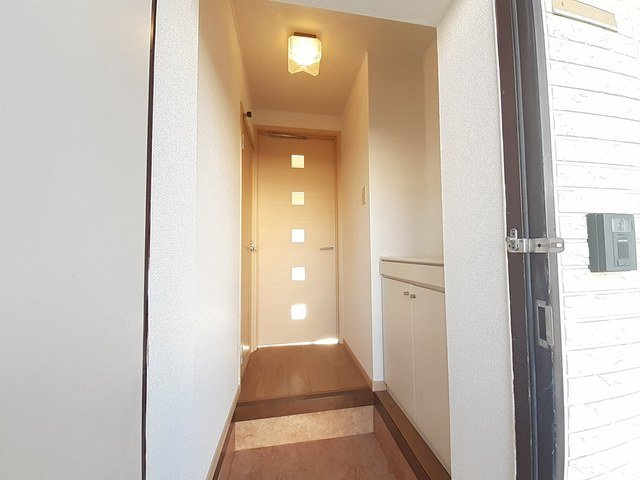 エスポワールドミールＡの玄関