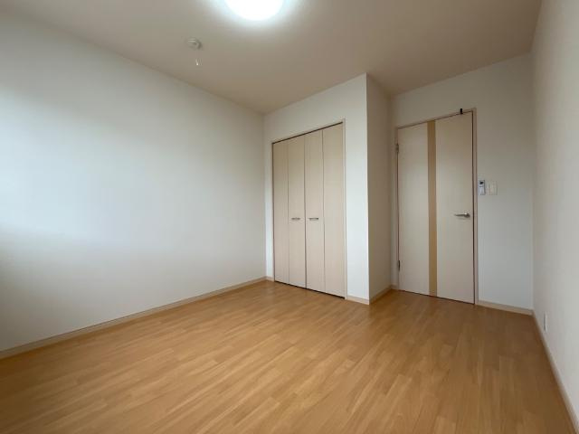 ヴィアレジデンスⅡの内装|洋室