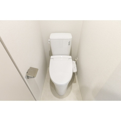 【トイレ】 | コンフォリア西荻窪 | 温水洗浄便座。