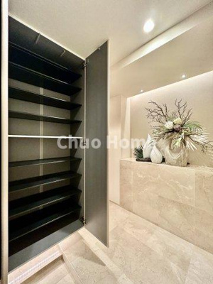 【エントランス】 | ルジェンテ・リベル上野稲荷町 | エントランス