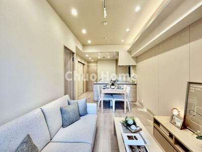 【設備】 | ルジェンテ・リベル上野稲荷町 | 【宅配ボックス】在宅時・不在時に関わらず、居住者の代わりに非対面で宅配物を受け取ってくれる便利な設備です。わかりやすくご説明致しますので見学時にはお部屋だけではなく共用部分もぜひチェックしてください。