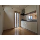 磯辺三丁目戸建のキッチン|使いやすいキッチンです