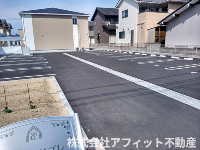 【駐車場】 | ペント・リブレ