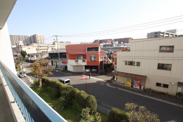 ニュー千早団地 300棟の展望