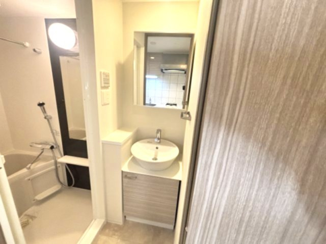 エスリードレジデンスグラン神戸三宮シティの独立洗面台