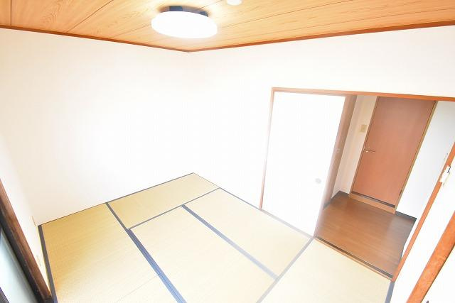 カーサフィオーレ壱番館の和室