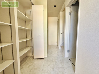 【玄関】 | 小学校9分　WIC　長期優良住宅　夏見台1　全2棟　2号棟