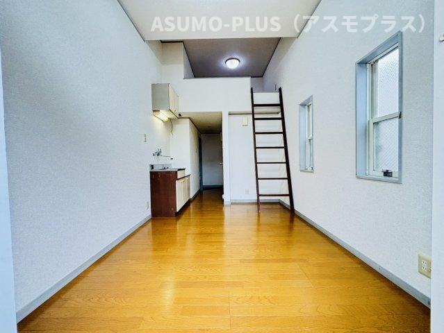 ハイム二日市A棟の居間・リビング|別号数タイプ