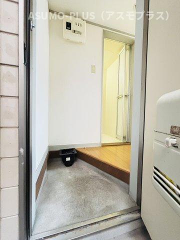 ハイム二日市A棟の玄関|別号数タイプ