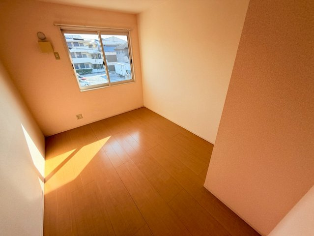 パークハイム向陽C棟の洋室