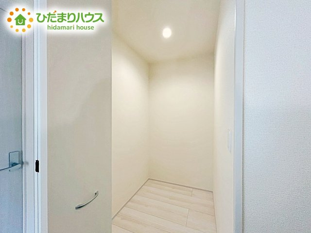 【収納】 | 小美玉市小川第1　新築戸建　2号棟 | 家族みんなで共同で使える便利な廊下収納！