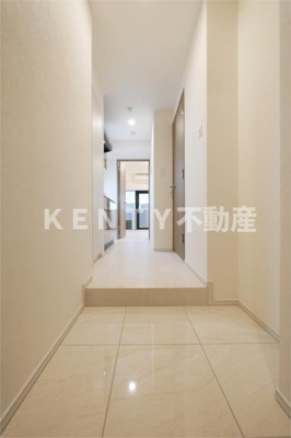 【玄関】 | アークマーク大森町アジールコート | ゆったりとした玄関です