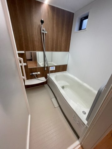 【浴室】 | 　☆　中庭のある西尾市の邸宅　☆