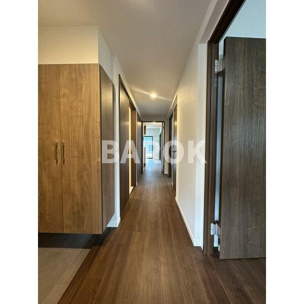 アクレール小笹南坂の玄関