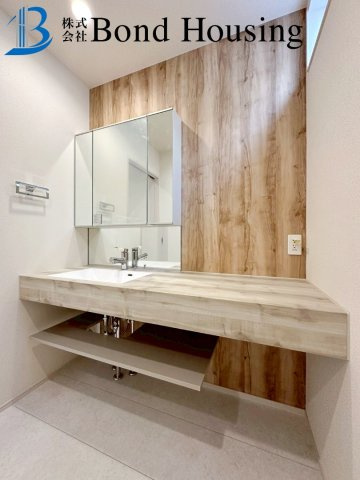 「収納充実」「LDK16帖」竹の台1丁目 2号棟の洗面所