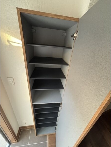 グランドパレス御所橋IIの玄関