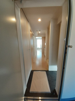 【玄関】 | メゾン　カレント | きれいな玄関です