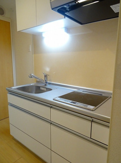 【キッチン】 | メゾン　カレント | キッチンでお料理をお楽しみください