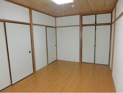 狛江市東和泉３丁目の賃貸マンションの寝室