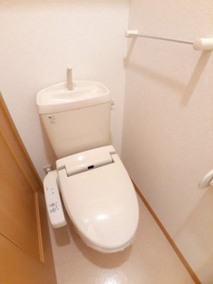 【トイレ】 | コニファーⅡ番館Ｂ | 落ち着いた色調のトイレです